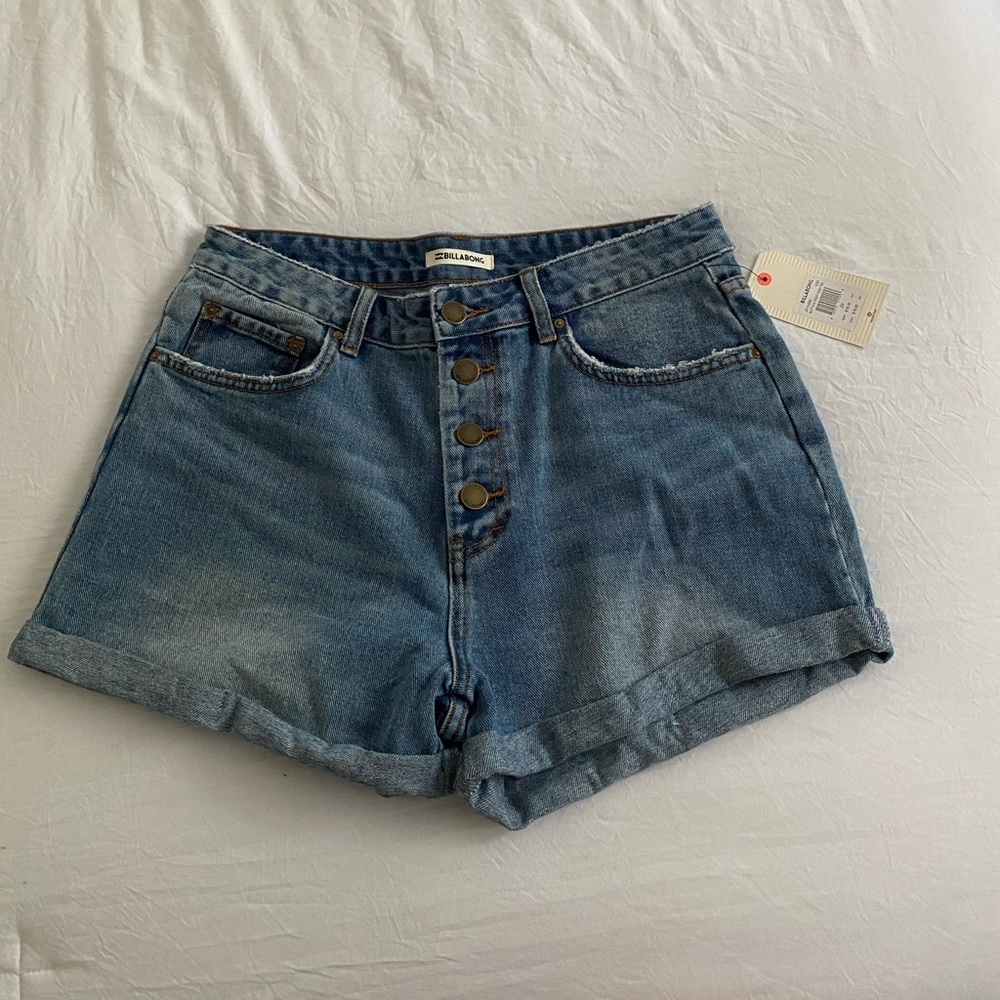 Billabong shorts